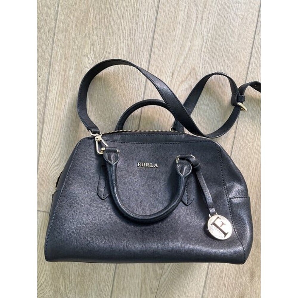 Furla Elena Saffiano Structured Leather Designer Satchel Crossbody Designer EUC